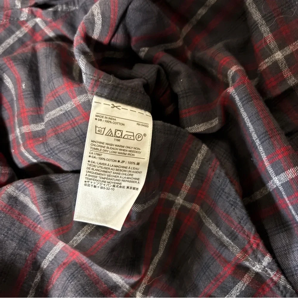 Banana Republic Men’s Button Down Untucked Fit Plaid Shirt Size Small Gray Red